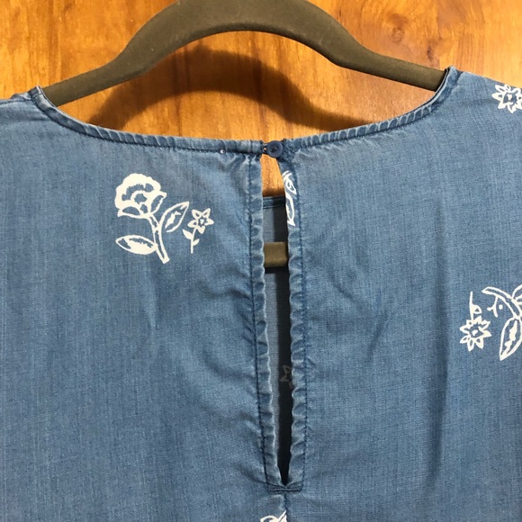 Old Navy Chambray Half Sleeve Flower Dress Sz. XS - Picture 5 of 6
